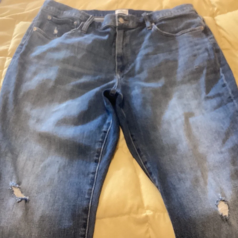 J crew broken in comfy BF jeans sz 33
